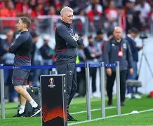 冲刺阶段突围战来临，西汉姆围绕全明星赛更衣室发声，引发热议，细节决定成败的简单介绍