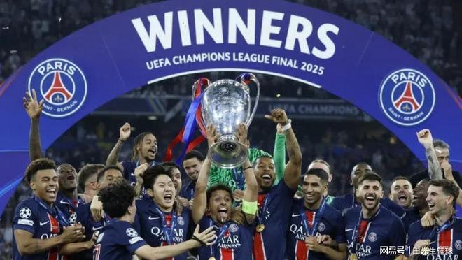 包含冲刺阶段巴黎圣日耳曼备战全明星赛，官宣签约细节曝光，更衣室稳定，赛季目标并未改变的词条-ayx